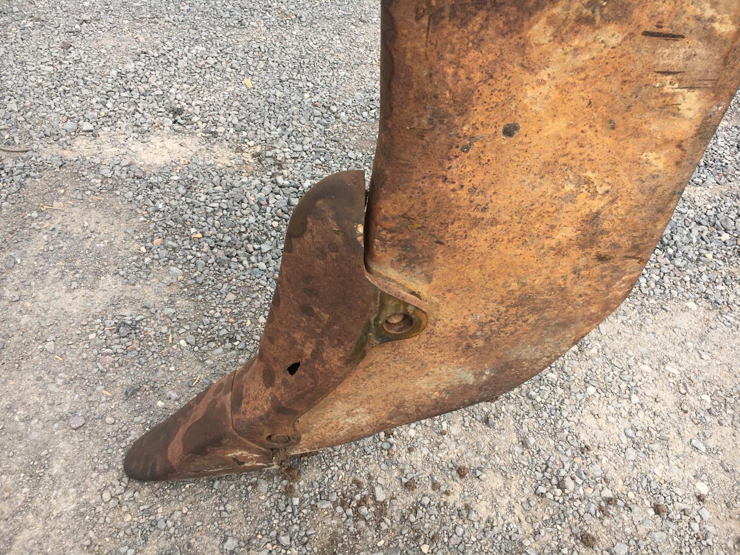 ./imagenes/INVOICE/2019/17097/RIPPER DE 83 PULGADAS (15).JPG